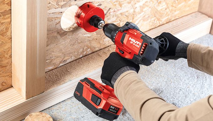 喜利得B22 4.0及B22 8.0電池更輕且更加緊湊